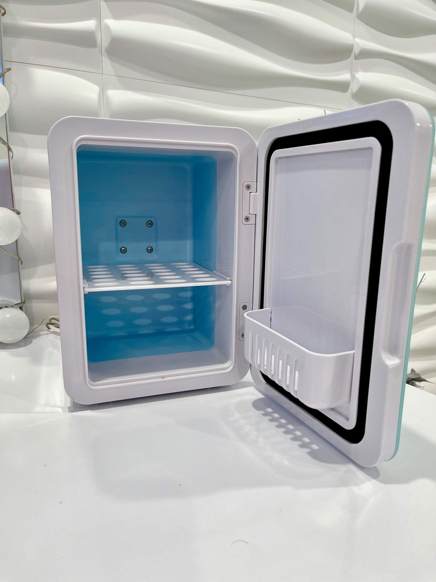 Mini SkinCare Refrigerator - 4 Liter Size